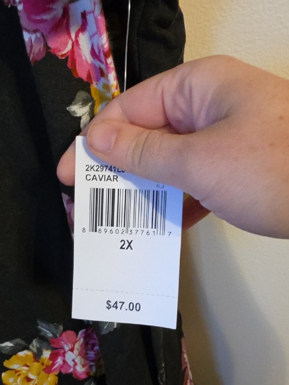All At Once Black Floral Shark Bite Hem Short Sleeve T Shirt. NWT - Picture 3 of 5